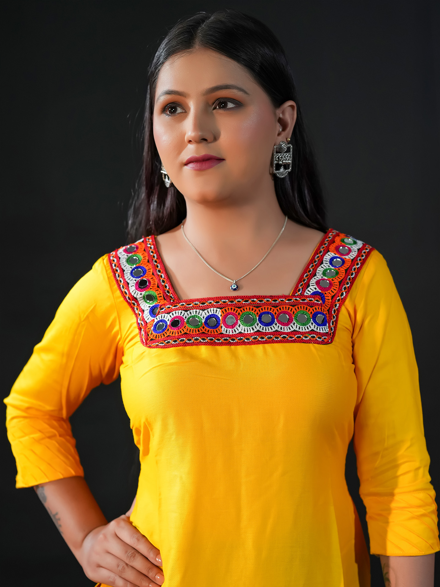 Vastrakosh Ethnic gallery photograph 5